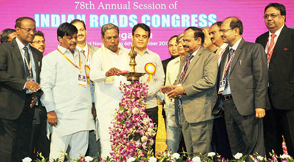 ಉತ್ತಮ ಗುಣಮಟ್ಟದ ಹೆದ್ದಾರಿ, ಸೇತುವೆ ನಿರ್ಮಾಣಕ್ಕೆ ಆದ್ಯತೆ: ಸಿಎಂ ಸಿದ್ದರಾಮಯ್ಯ